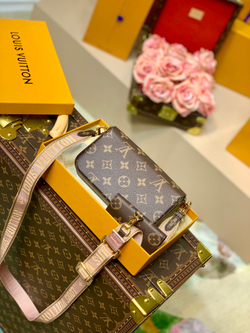 Louis Vuitton Felicie Strap & Go