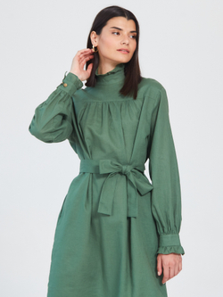 Платье "Липа" из конопляной ткани в зеленом цвете