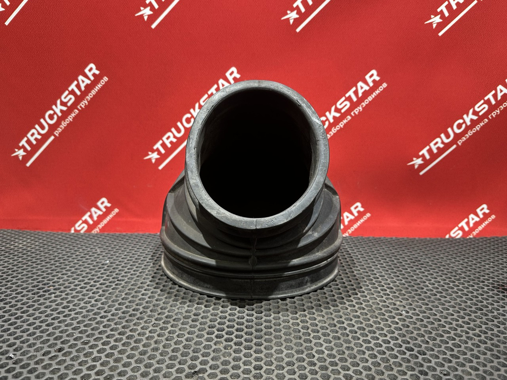 Патрубок воздушного фильтра