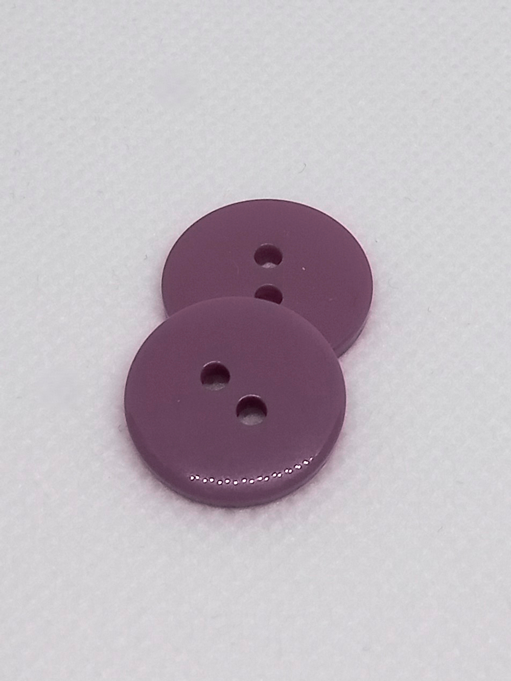 Пуговица 28L (18мм) 2 прокола, пластик, 1 шт