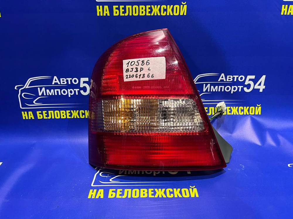 Стоп левый MAZDA FAMILIA 2000-2003