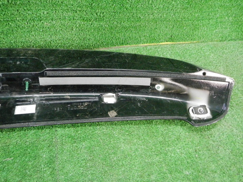 Спойлер крышки багажника Toyota Land Cruiser 200 (2012-2021)