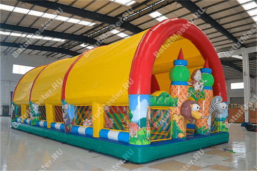 Коммерческий надувной батут "Зверята с крышей" 10*7*6 м