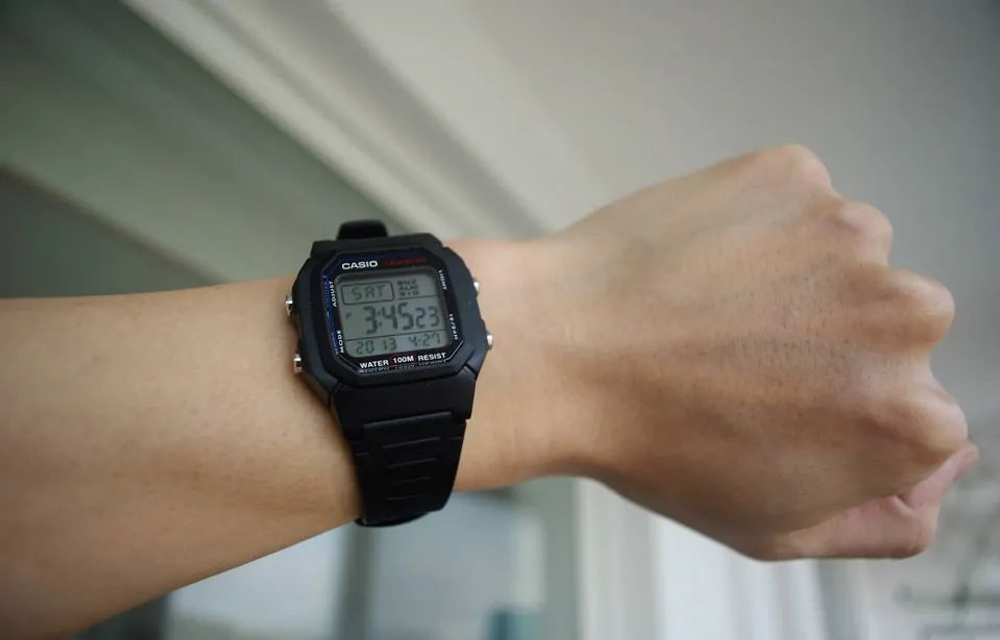 Японские наручные часы Casio Collection W-800H-1A