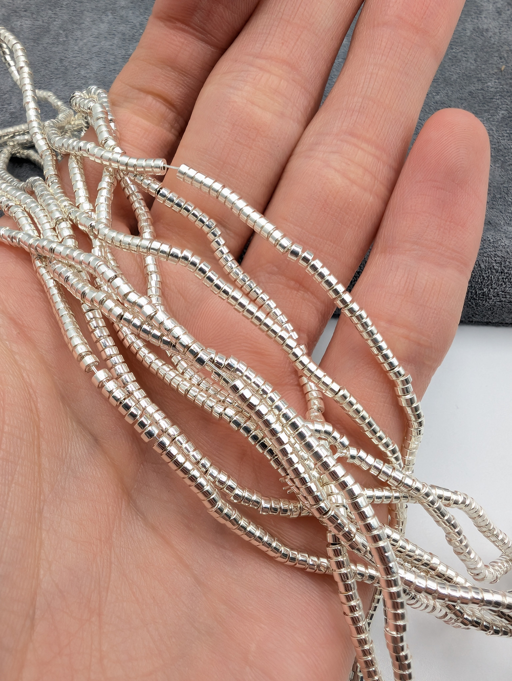 Гематит шайба 2.3*1мм, светлое серебро