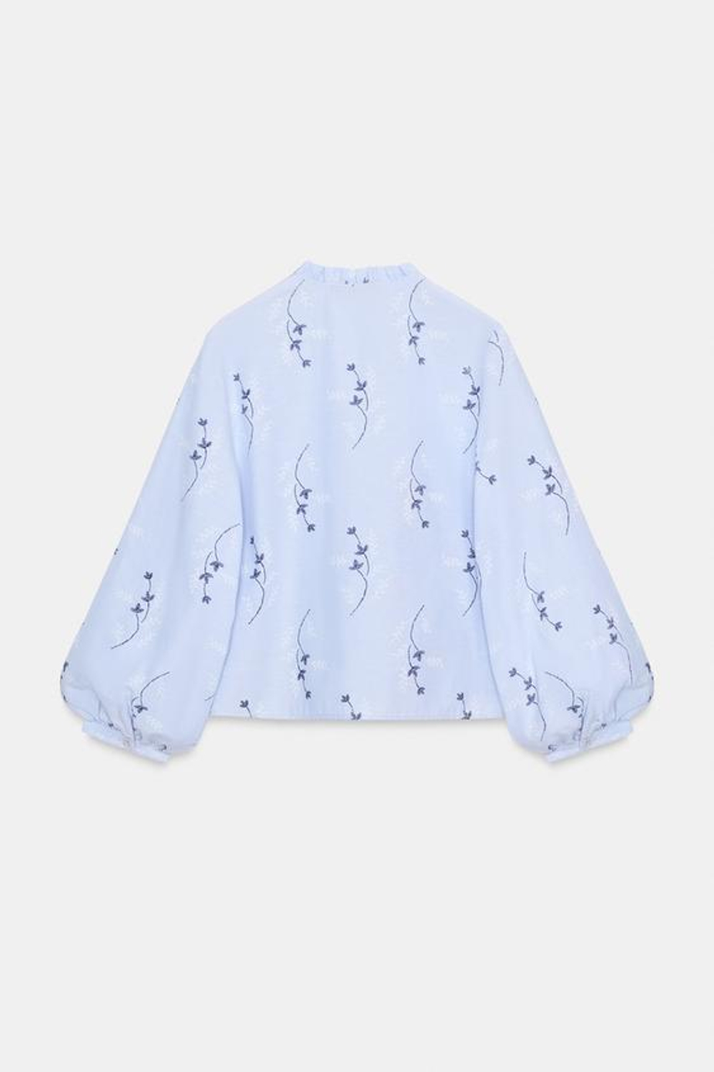 Блузка с аппликацией и вышивкой - ZARA