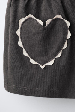 ZARA ШОРТЫ-БЕРМУДЫ «СЕРДЦЕ» С ВОЛНИСТЫМ КРАЕМ, АНТРАЦИТОВО-СЕРЫЙ