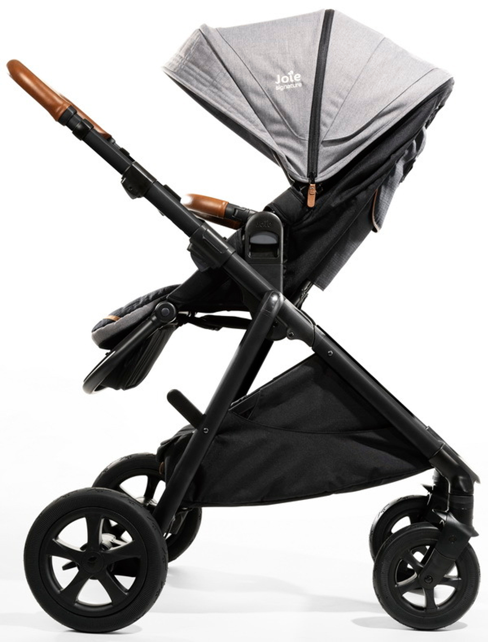 Детская прогулочная коляска Joie Aeria Carbon