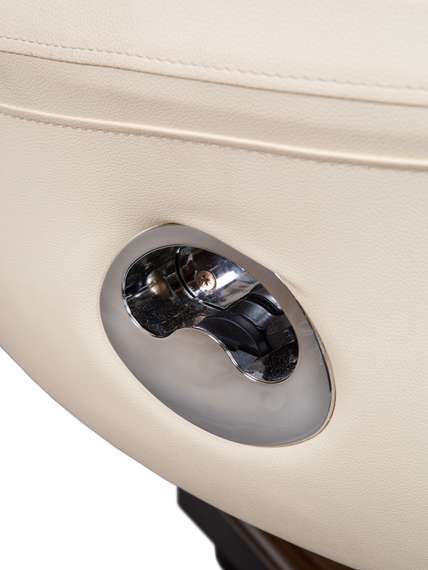 Кресло офисное Норден / Трон / слоновая кость кожа