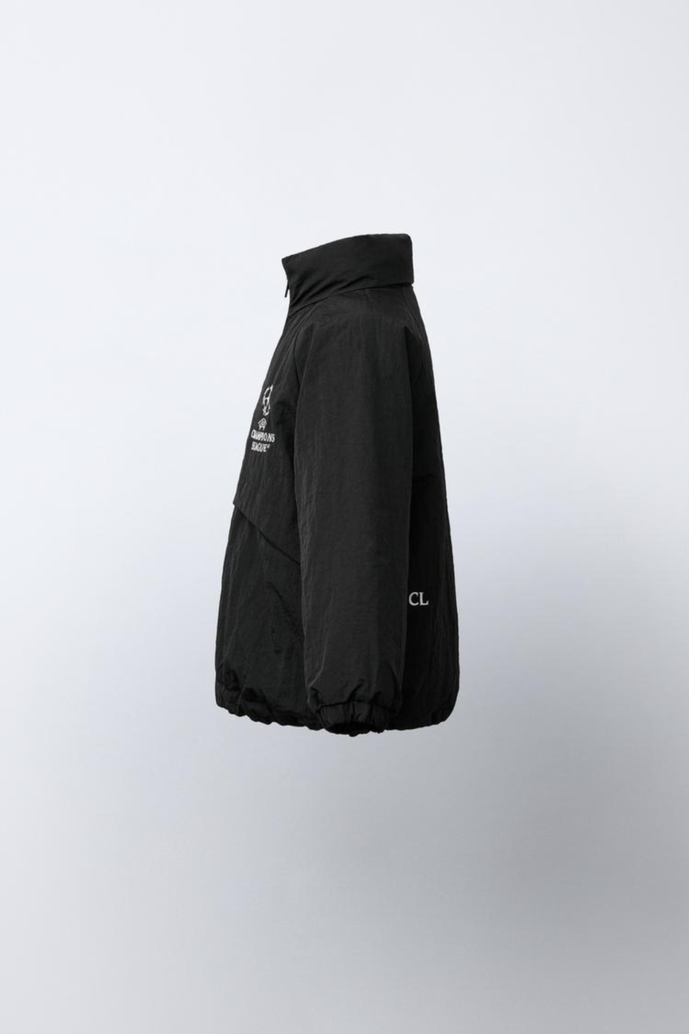 ZARA КУРТКА С ПОТАЙНЫМ КАПЮШОНОМ WATER REPELLENT UEFA CHAMPIONS LEAGUE ®, ЧЕРНЫЙ