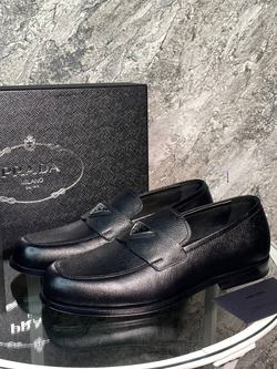 Туфли Prada