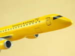 Модель самолета Embraer 195 (М1:100, Саратовские Авиалинии)