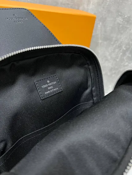 Сумка-слинг Louis Vuitton Avenue NM канва Monogram Eclipse