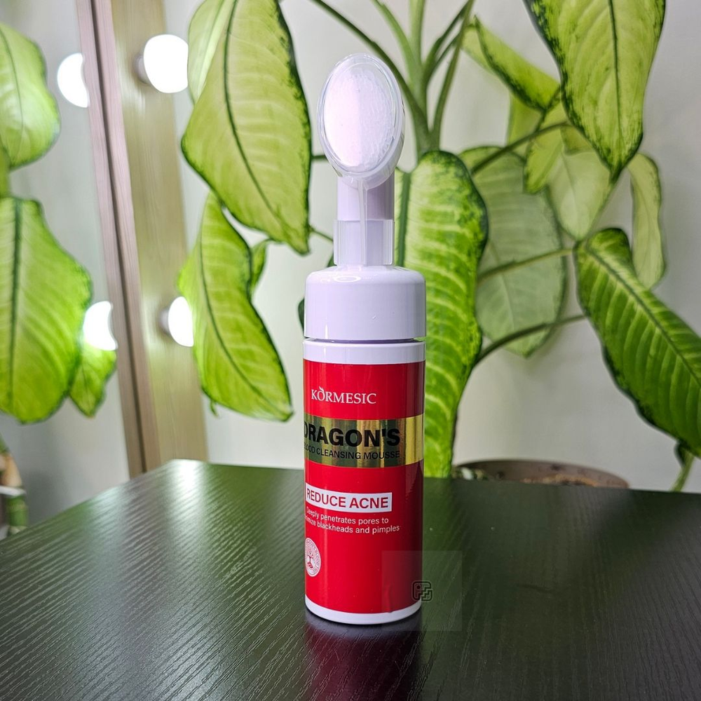 Пенка для умывания с силиконовой щёткой