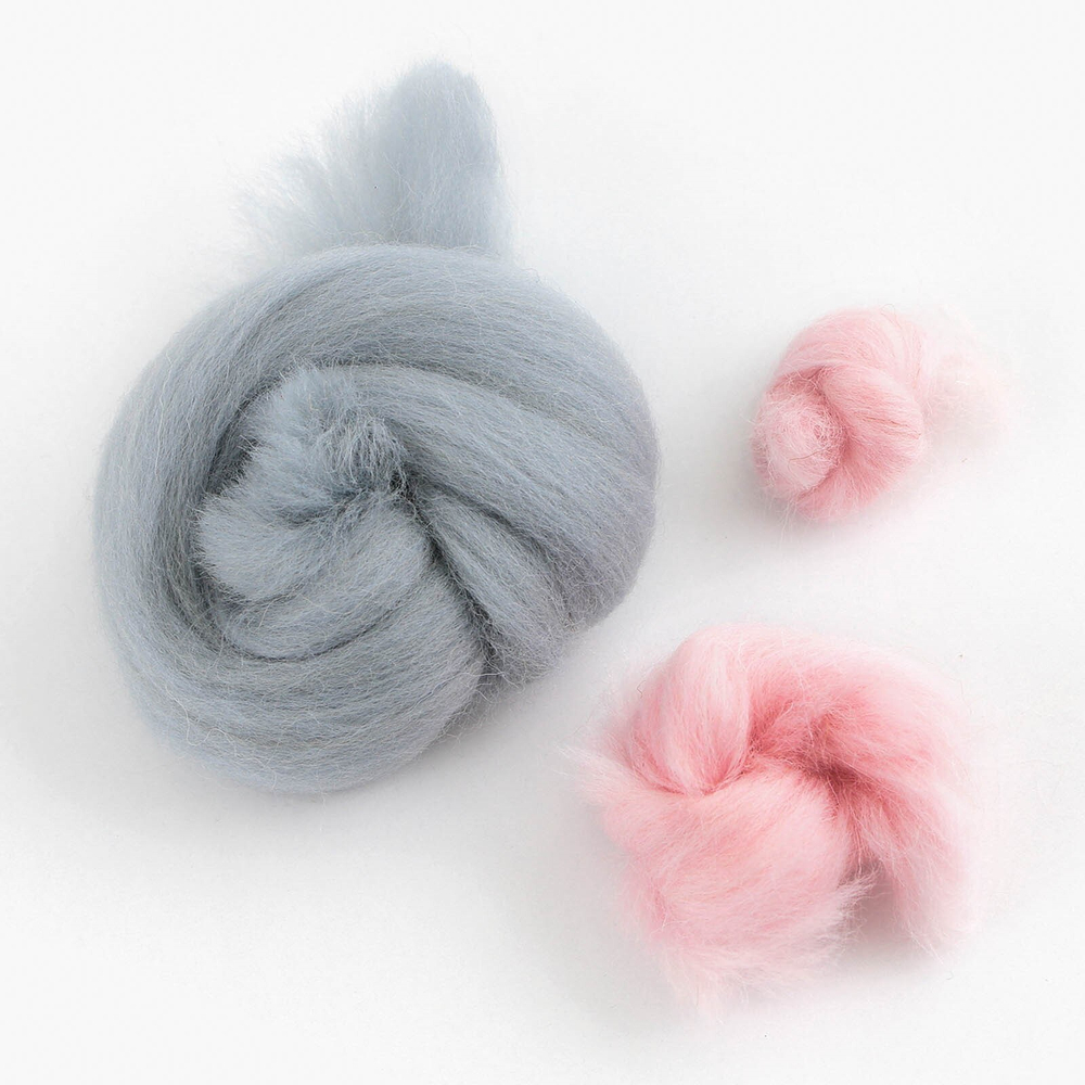 Валяние из шерсти. Игрушка Зайчик