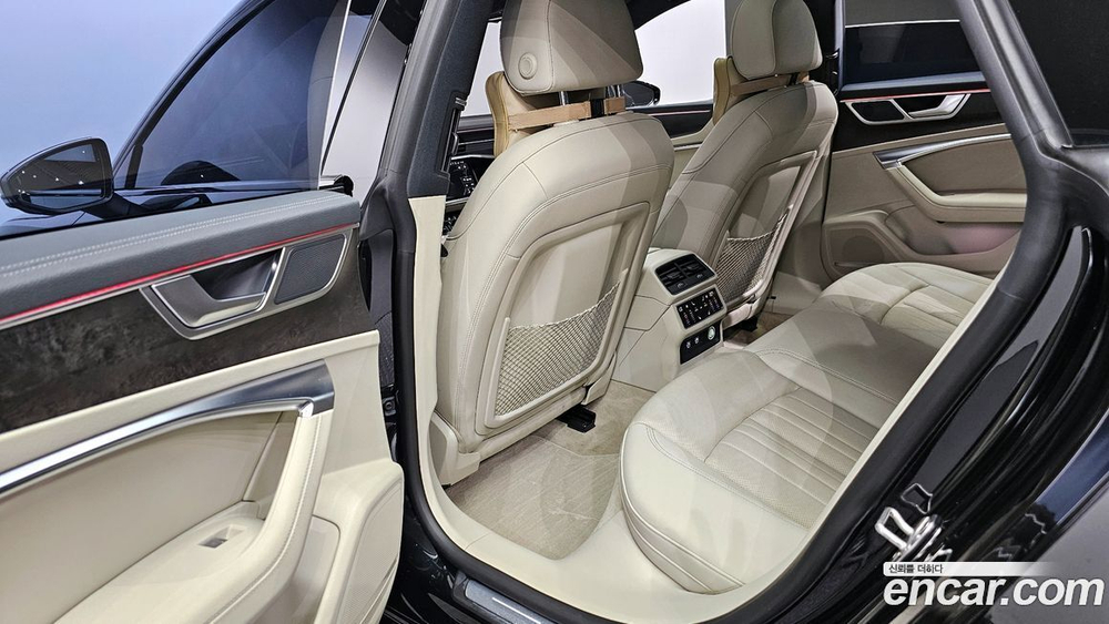 Audi A7 (4K) 45 TDI Quattro Premium (08.2020)