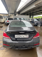 Genesis G70 Base 2.2 e-VGT AT 4WD