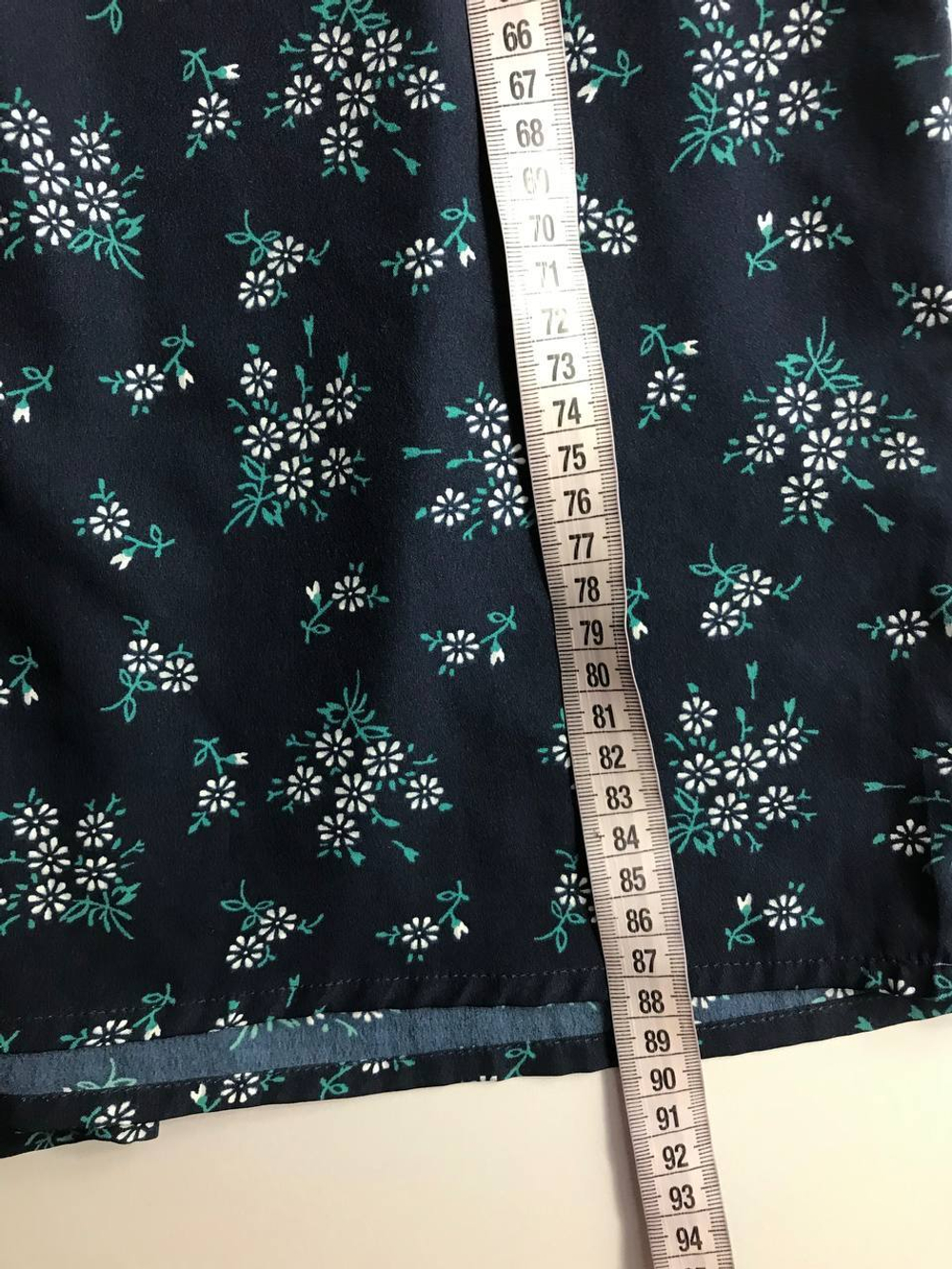 Платье Incity короткое и легкое, визуально на 42 размер