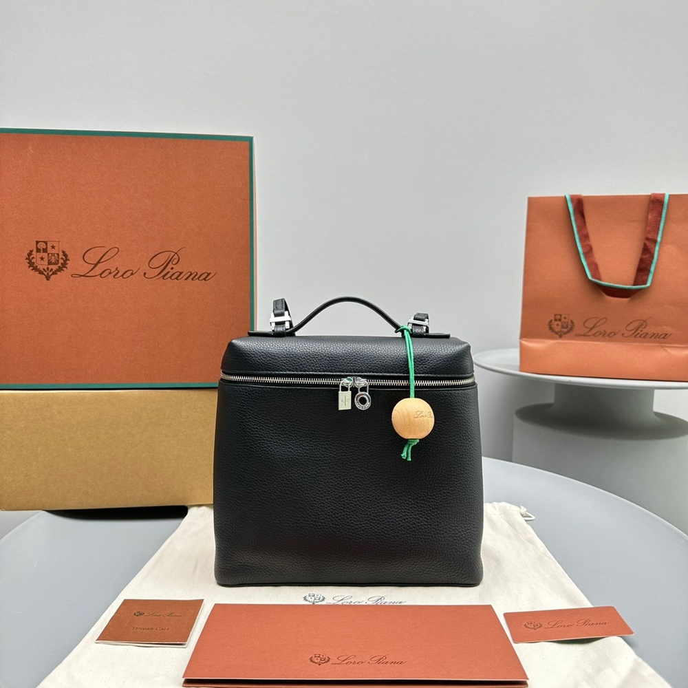 Loro Piana Extra Pocket Backpack L23.5