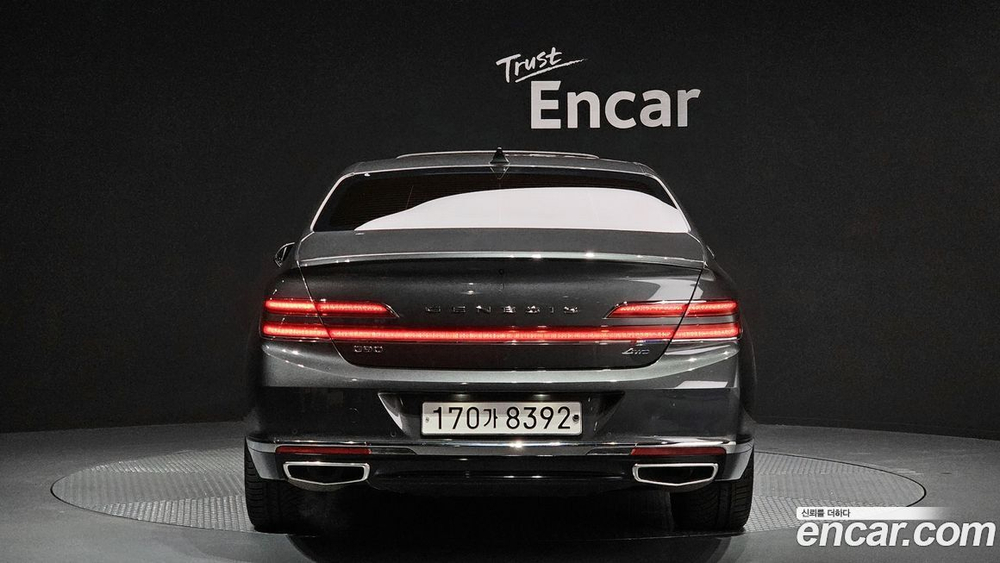 Genesis G90 5.0 AWD (01.2021)