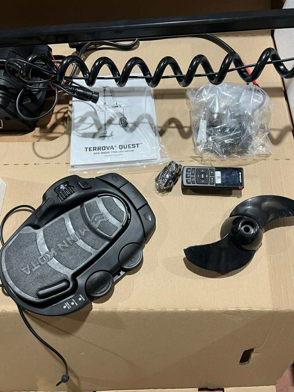 Minn Kota Terrova Quest 90/115 LBS 60"/152cm 24V/36V | Dual spectrum CHIRP Brushless