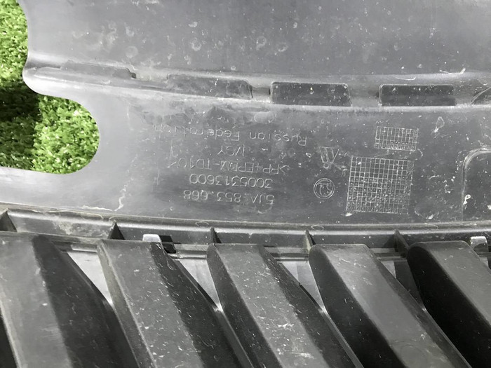 Решетка радиатора Skoda Rapid 1 (2012-2020)