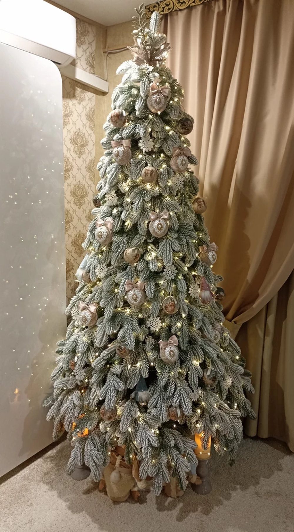 Ель Искусственная Царь елка Афродита флок 240 см