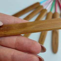 Набор крючков для вязания, с бамбуковыми ручками, d = 2-6 мм, 13,5 см, 9 шт