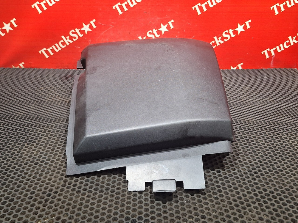 Угол бампера левый