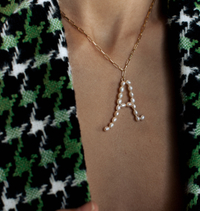 Колье с буквой Grande