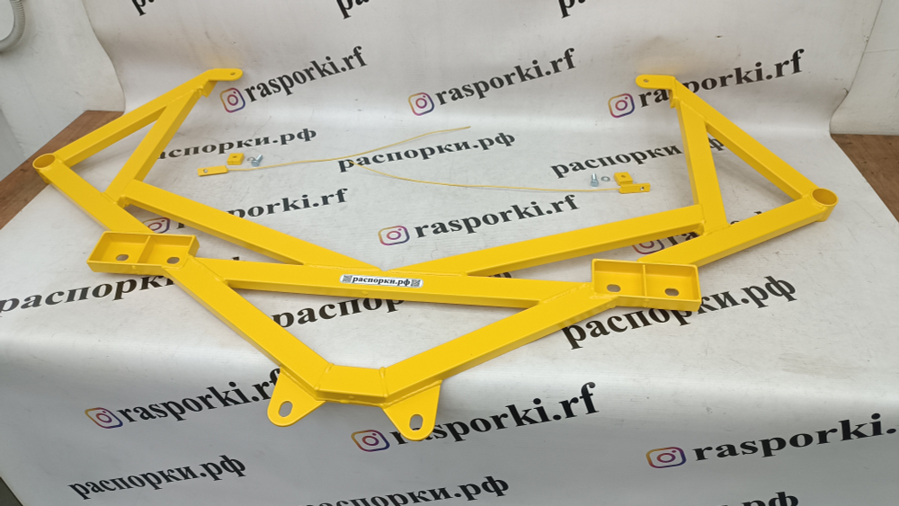 Распорка передняя нижняя МОДЕРНИЗИРОВАННАЯ Infiniti EX и Infiniti G (V36) С ПОЛНЫМ ПРИВОДОМ (ПОД ЗАКАЗ)