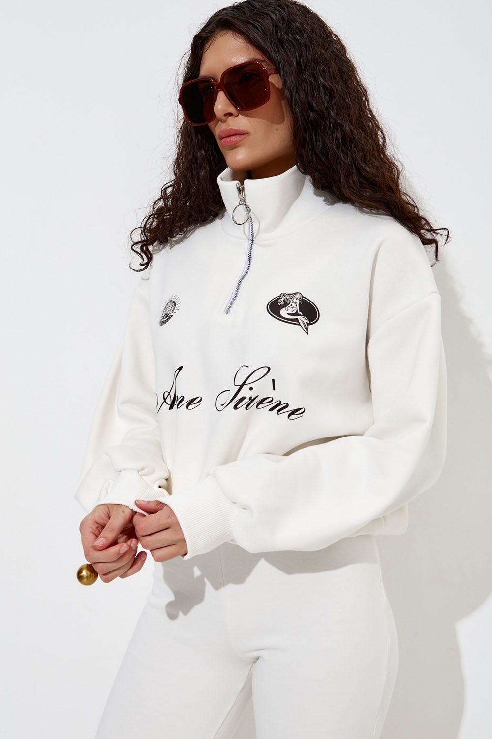 Олимпийка с короткой молнией "Âme Sirène" кремового цвета