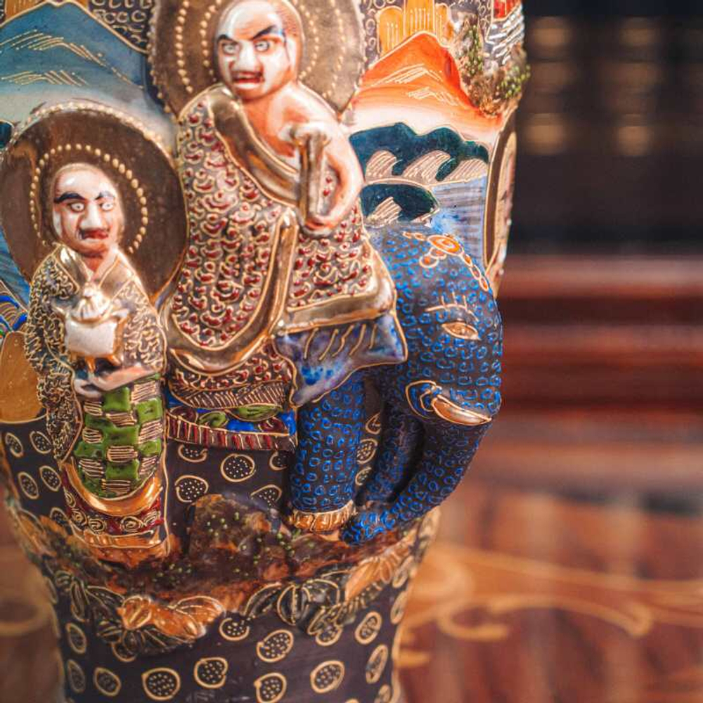 Парадная ваза в стиле Сацума