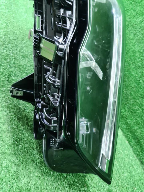 Фара правая BMW 2er F44 (2019-н.в.) LED