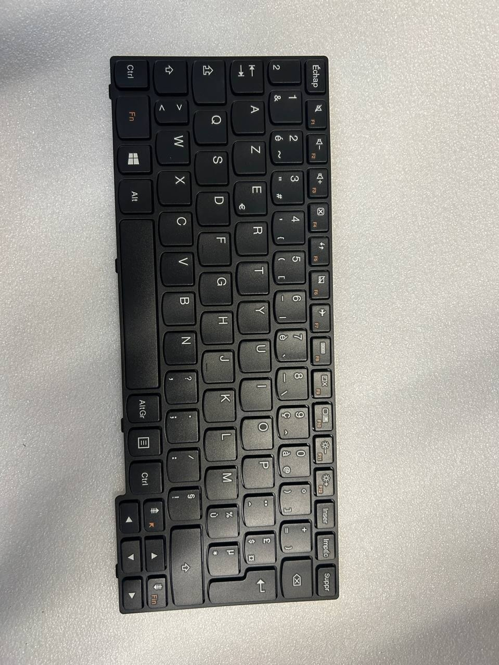 Клавиатура для Ноутбука Lenovo LenovoE10-30 раскладка - француская, черная (25216115)