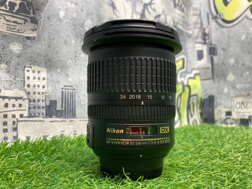 Nikon 10-24mm 3.5-4.5G ED AF-S DX Nikkor