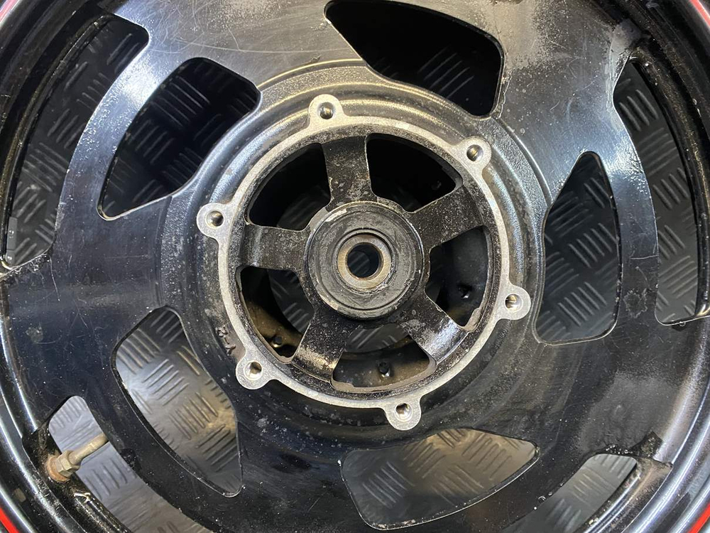 Колесо переднее Yamaha V-Max 1200 054650