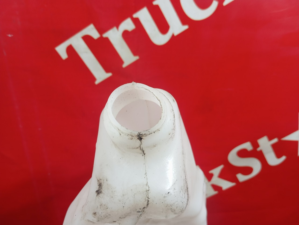 Бачок омывателя 2022 г.