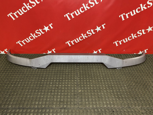 Накладка бампера 2016 год.