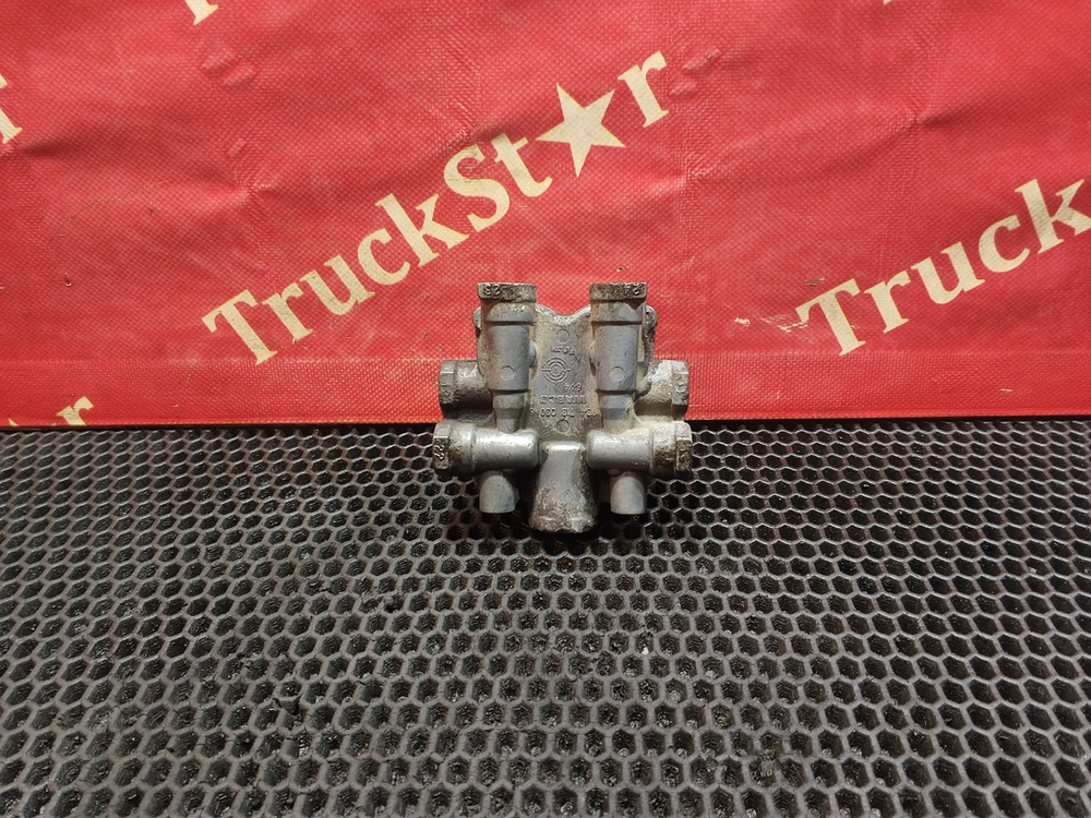 Кран защитный 4-х контурный