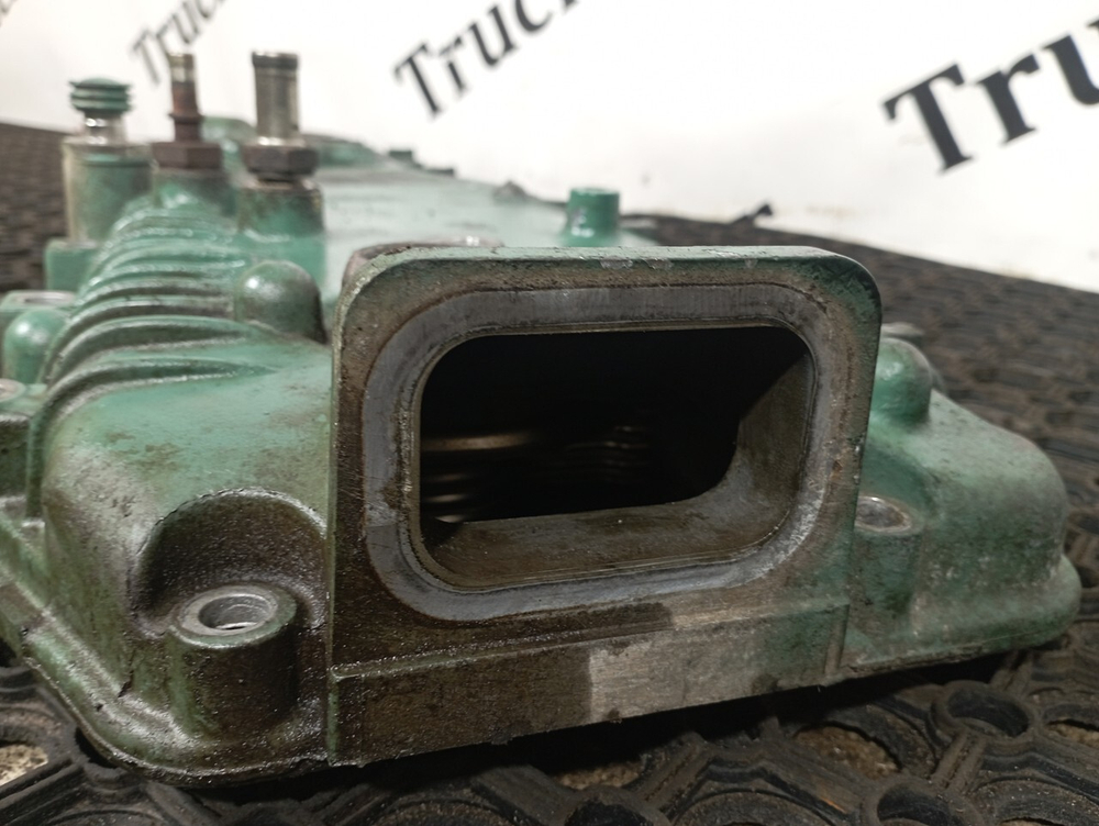 Крышка масляного радиатора