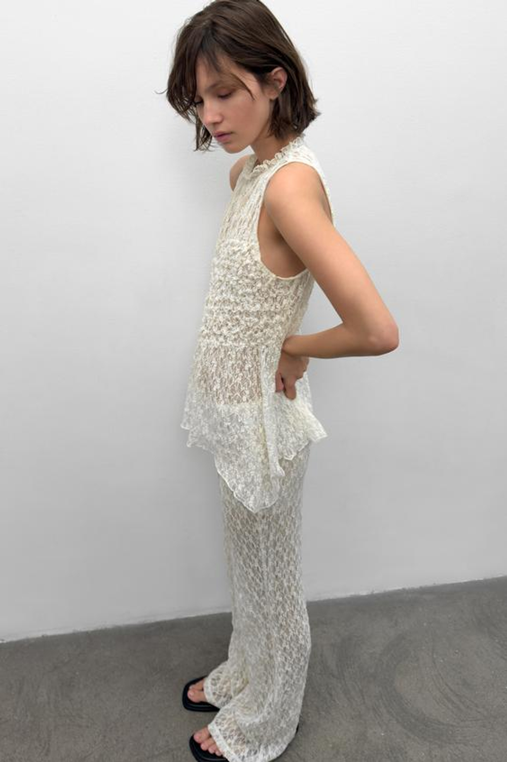 ZARA КРУЖЕВНЫЕ БРЮКИ, ЭКРЮ