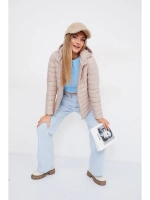 Куртка стеганая с капюшоном легкая