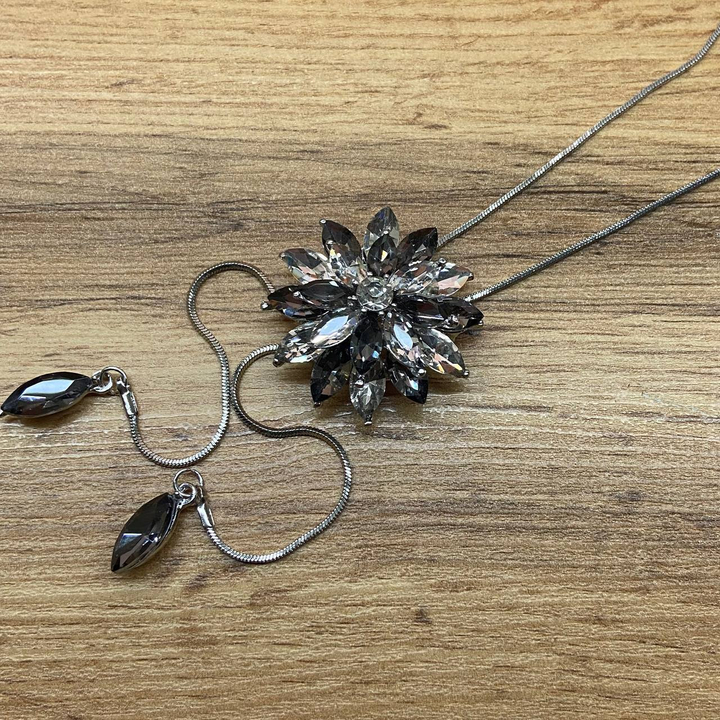 Кулон Цветок 20-листник двухуровневый кристалл серый серебристый на цепочке с двумя концами металл серебристый