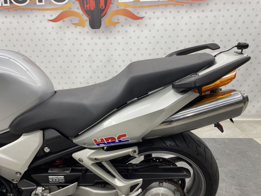 Honda VFR800F , 2005