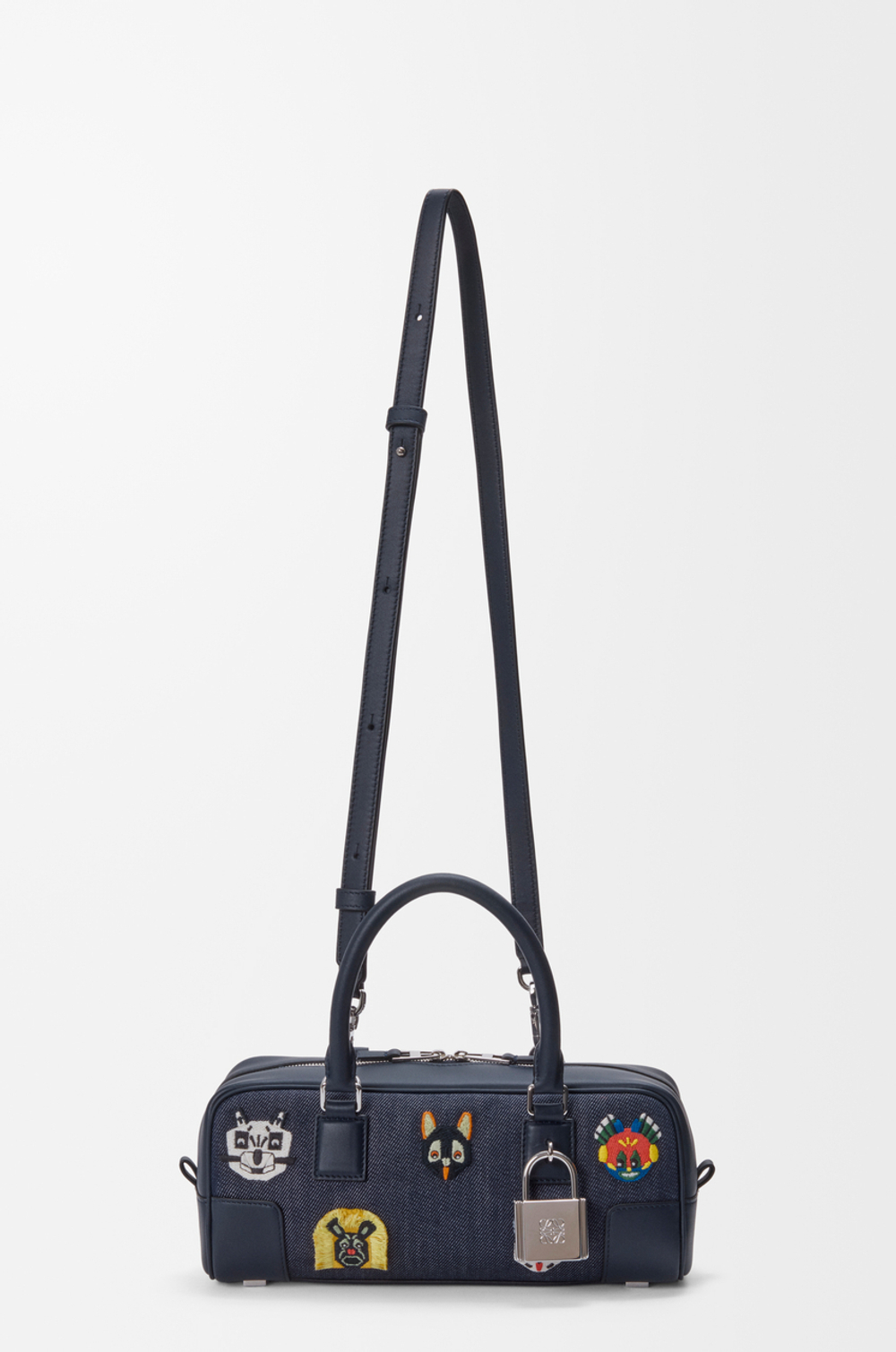 Loewe Укороченная сумка Cats Amazona 23 из вышитой джинсовой ткани, синий