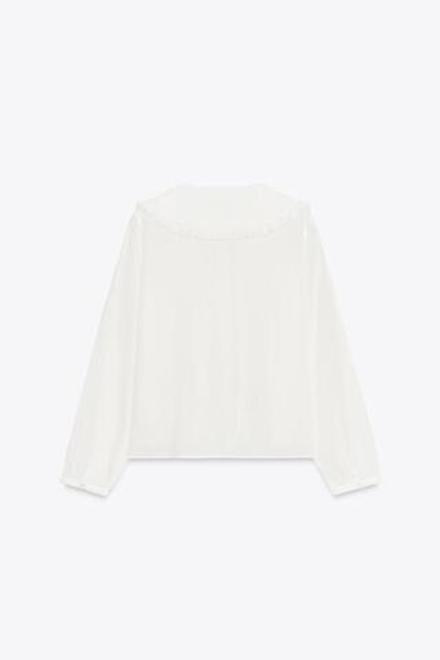 ZARA РУБАШКА С КРУГЛЫМ ВОРОТНИКОМ И ВЫШИВКОЙ, ЖЕЛТОВАТО-БЕЛЫЙ