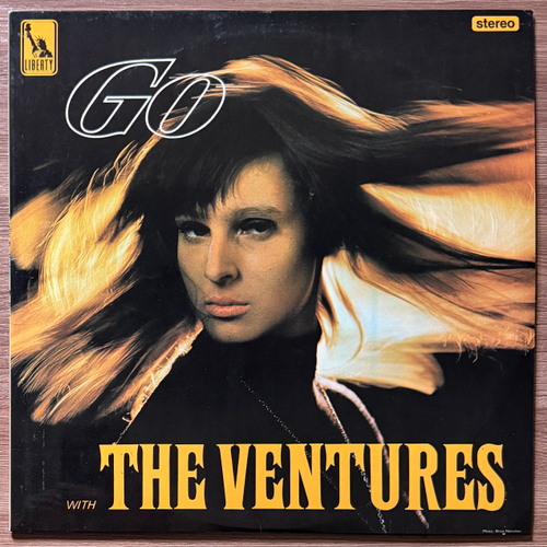 The Ventures ‎– Go With The Ventures (Англия 1966г.)