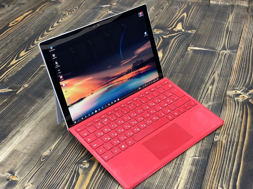 12.5" Ноутбук Microsoft Surface Pro 4 TOUCH (2736x1824, Intel Core i5-6300U, RAM 8ГБ,SSD 256ГБ, Intel HD Graphics 520, Win 10Pro)