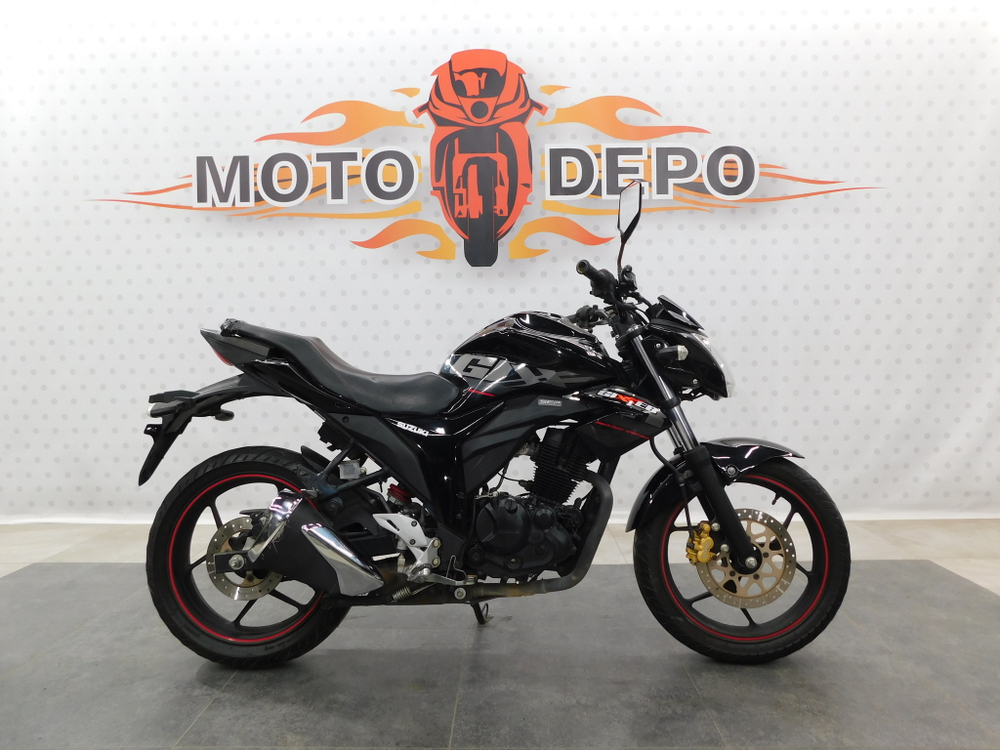 Suzuki Gixxer 150 038422